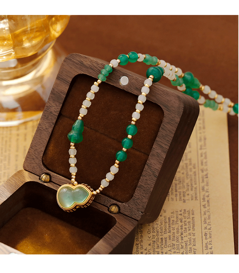New Chinese Style Jade Agate Gourd Necklace Trendy Court Atmosphere Versatile Accessories Geometric Pattern Handmade Plating Women
