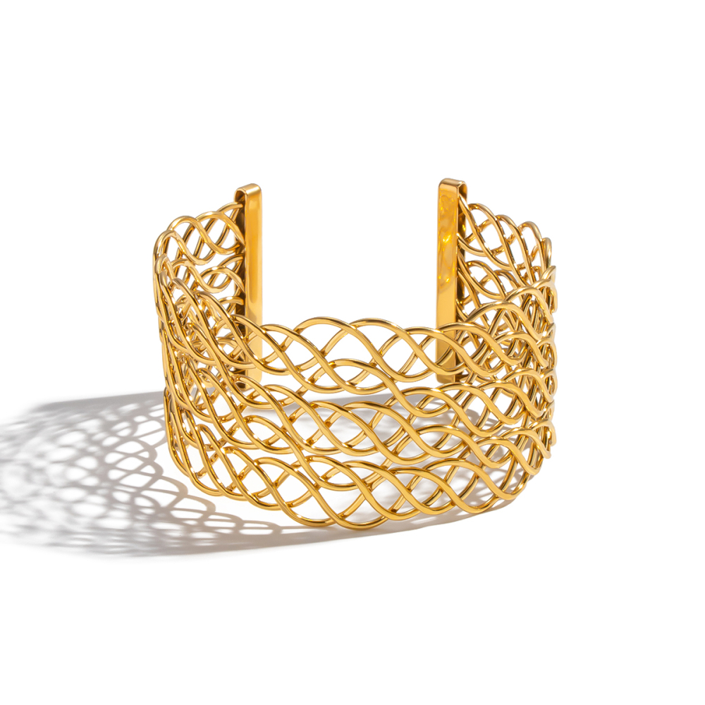 18K Gold Plated Geometric Wide Line Intersecting Hollow Bracelet Jewelry 304 Stainless Steel Waterproof Non-Fading Accessories