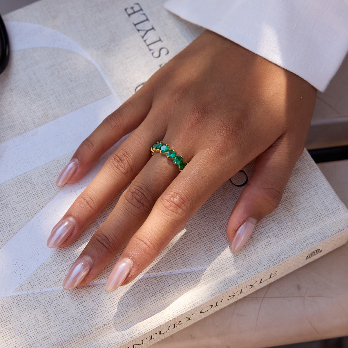 Women's Classic Style 18K Gold Stainless Steel + Zircon Stone Inlaid Green Round Zircon Ring Size 7
