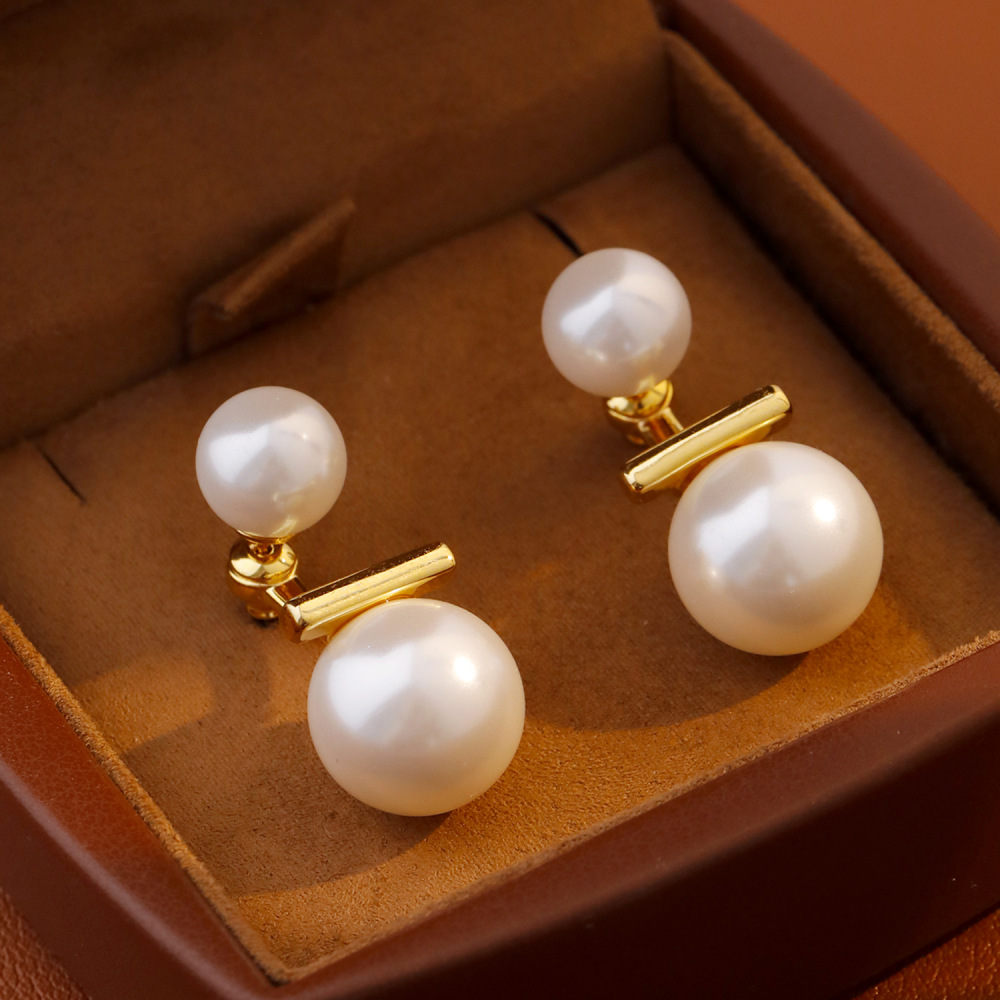 Elegant Two-Way Wear Pearl Stud Earrings Versatile Fashionable Retro French Style Women's Jewelry Accessories