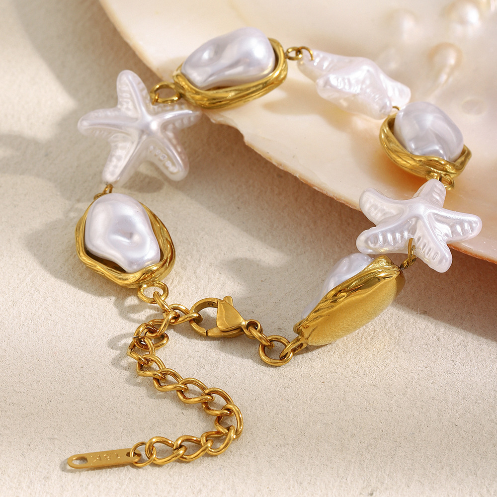 Elegant Stainless Steel 18K Gold Plated Pearl Starfish Bracelet Fashionable Geometric Pattern Women's Jewelry Accessory