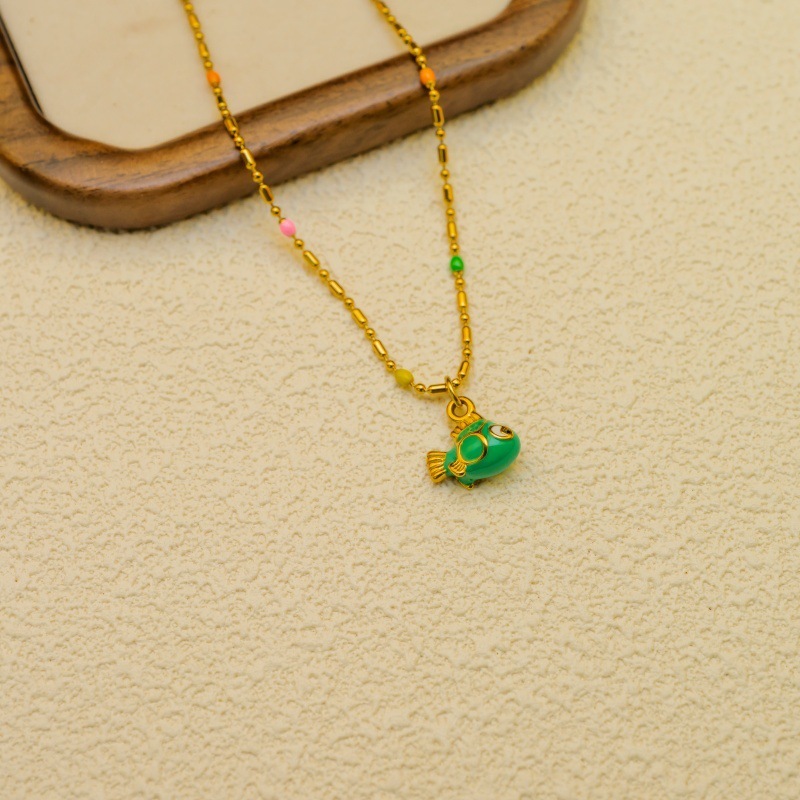 304 Stainless Steel Fish Pendant Necklace Cute Fat Fish Design Elegant Fashion Accessories Ladies European American Style Jewelry