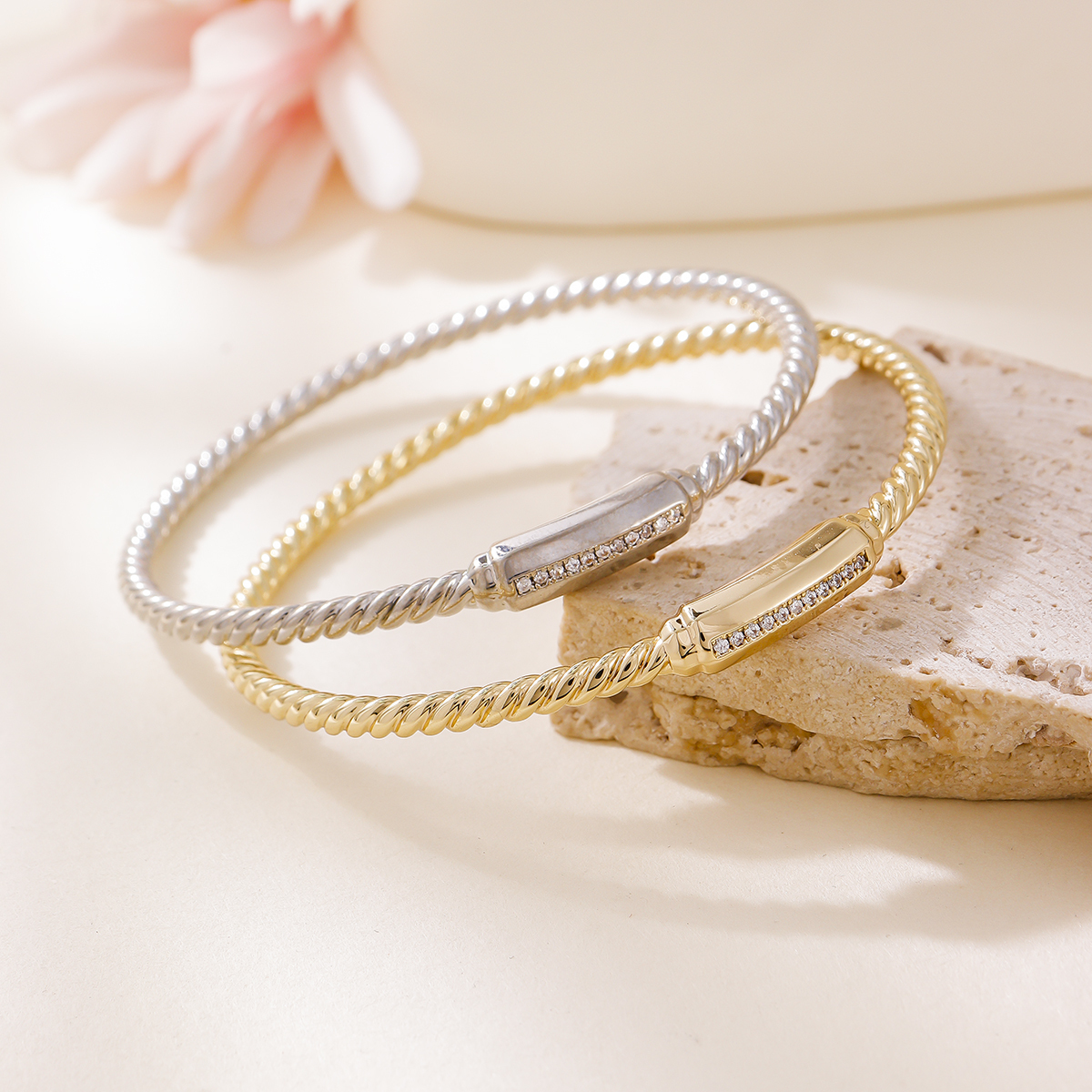 Sweet Gold Inlaid Diamond  INS Fashion Versatile Bracelet INS Style Elegant High-end Jewelry INS Style