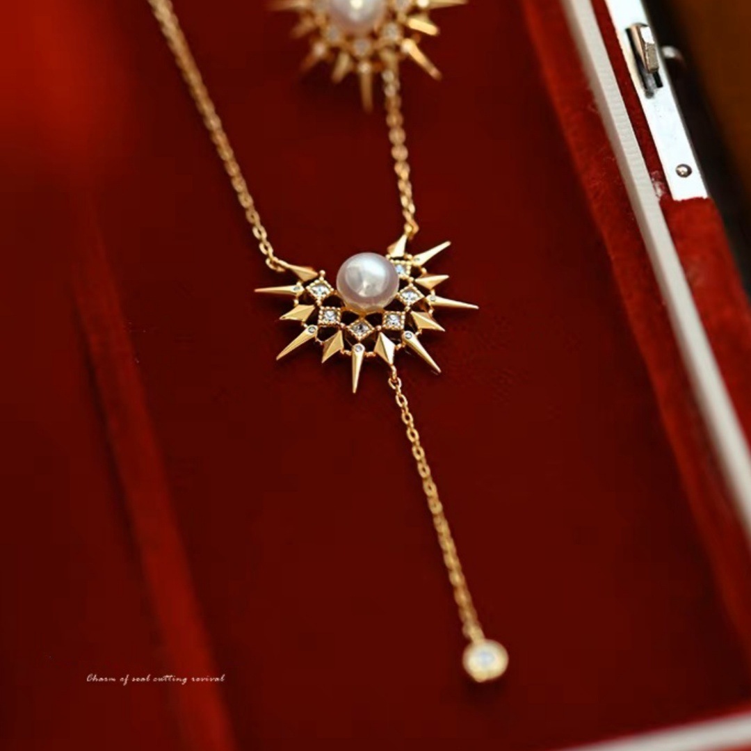 Original Design Pearl Sunflower Tassel Necklace Women's French Vintage Luxury Sensation Clavicle Chain Waterdrop Pattern