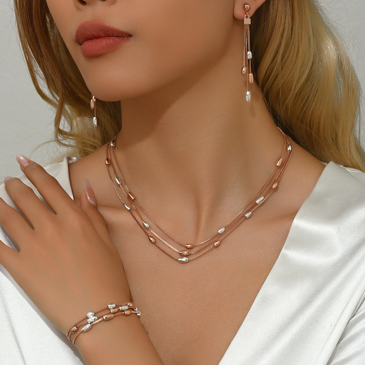 Low Allergy Snake Chain Necklace And Earring Set For Women Color Retention Jewelry Set  Style Simple Geometry Pattern