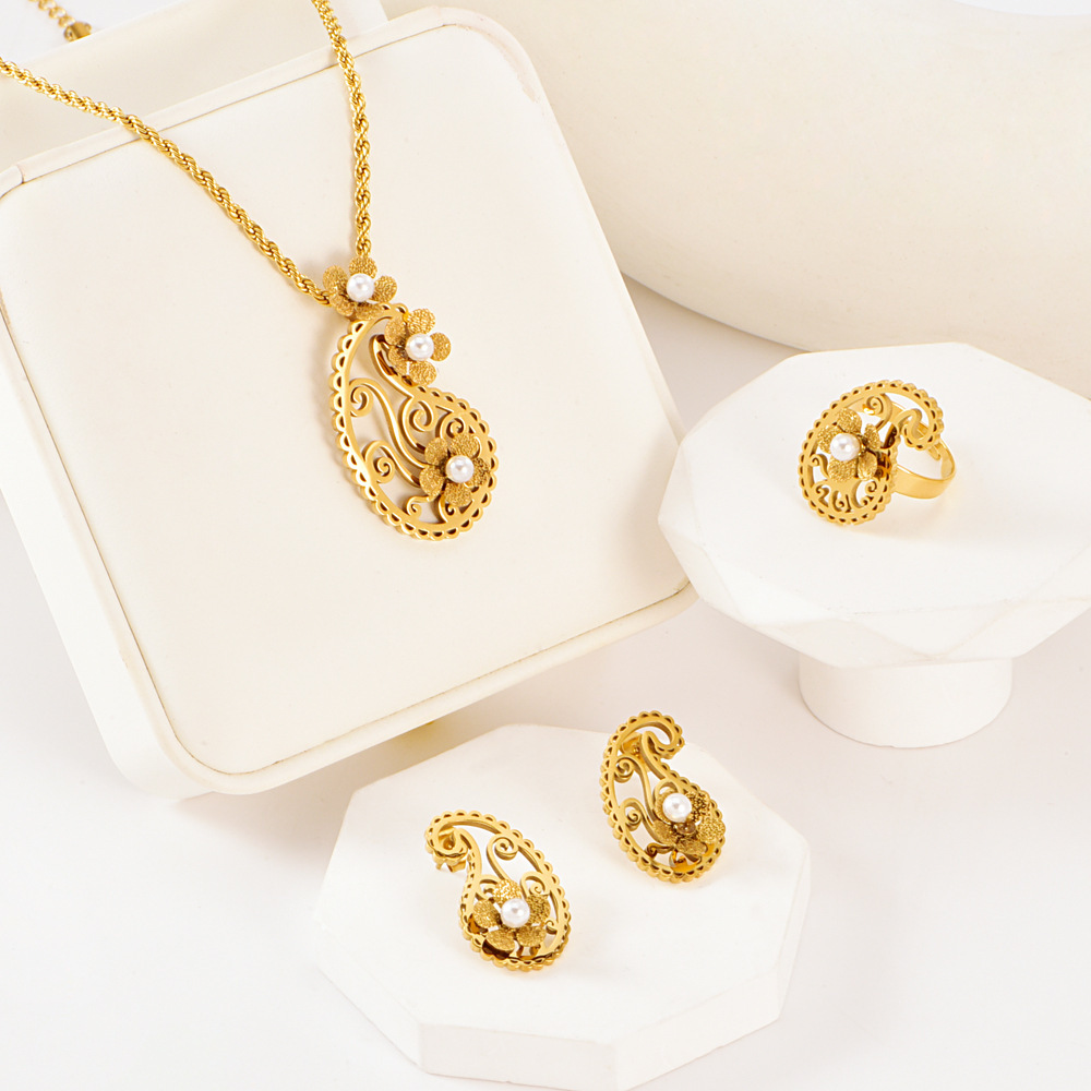 Three-piece Set Five-leaf Flower Stick Diamond Pearl Necklace Sense Ladies Stainless Steel Ring Accessories