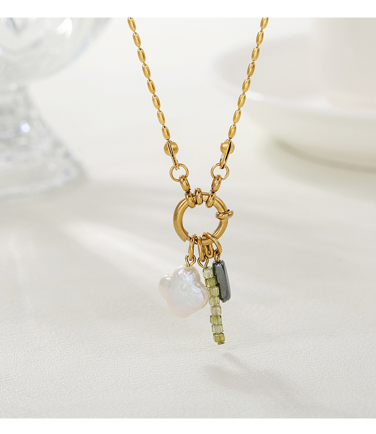 Titanium Steel Crystal Four-leaf Clover Black Gallstone Pendant Necklace Non-Fading Jewelry Accessories