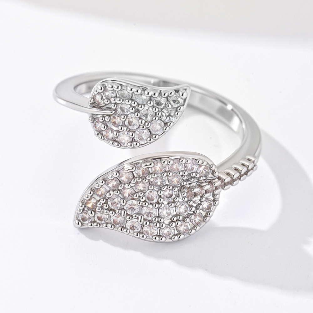1 Piece Copper Inlaid Zircon Material Exquisite Light Luxury Personality Women's Leaf Ring Party Jewelry Accessories