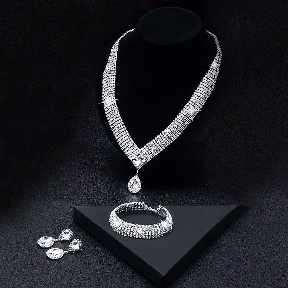 Luxurious Waterdrop Pendant Zircon Necklace Earring Set For Brides Wedding Dress Accessories Alloy And Crystal Light Luxury Style