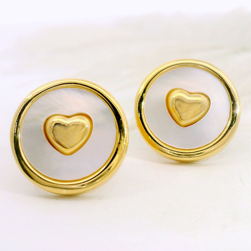 Fashionable Round Shell Earrings For Women 18K Gold Heart Design Luxury Style Geometric Pattern Copper Jewelry Accessories