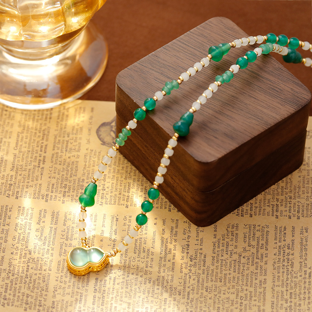 New Chinese Style Jade Agate Gourd Necklace Trendy Court Atmosphere Versatile Accessories Geometric Pattern Handmade Plating Women