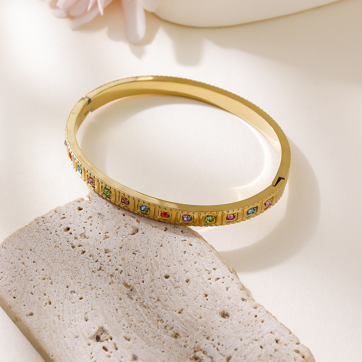 Hot-Selling Titanium Steel Bracelet Square Colorful Diamond Gold-Plated Bracelet For Women 304 Stainless Steel Vacuum Electroplated Zirconia Bracelet Jewelry Non-Fading Accessories