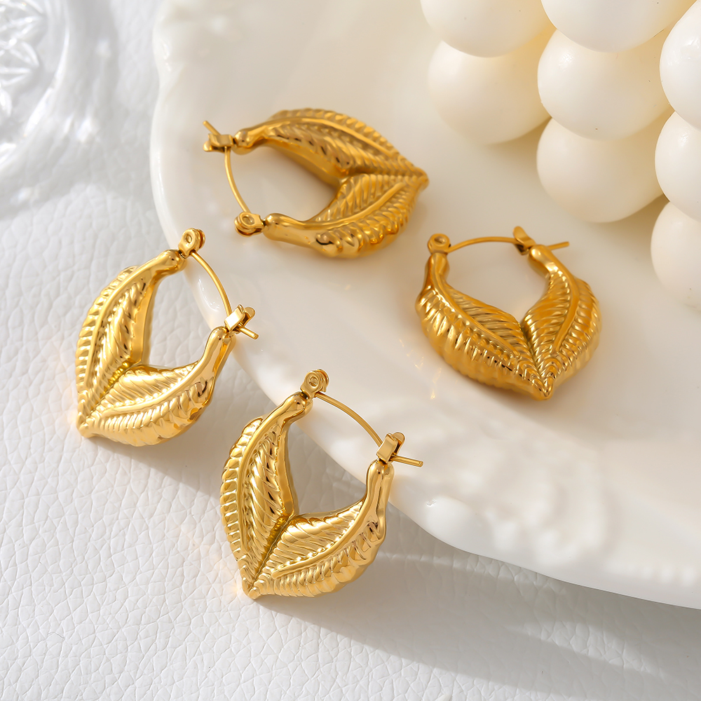 304 Stainless Steel Geometric PVD Coated Real Gold Plated 18K Gold Princess British Style Commute Waterproof Non Tarnish Plating Earrings