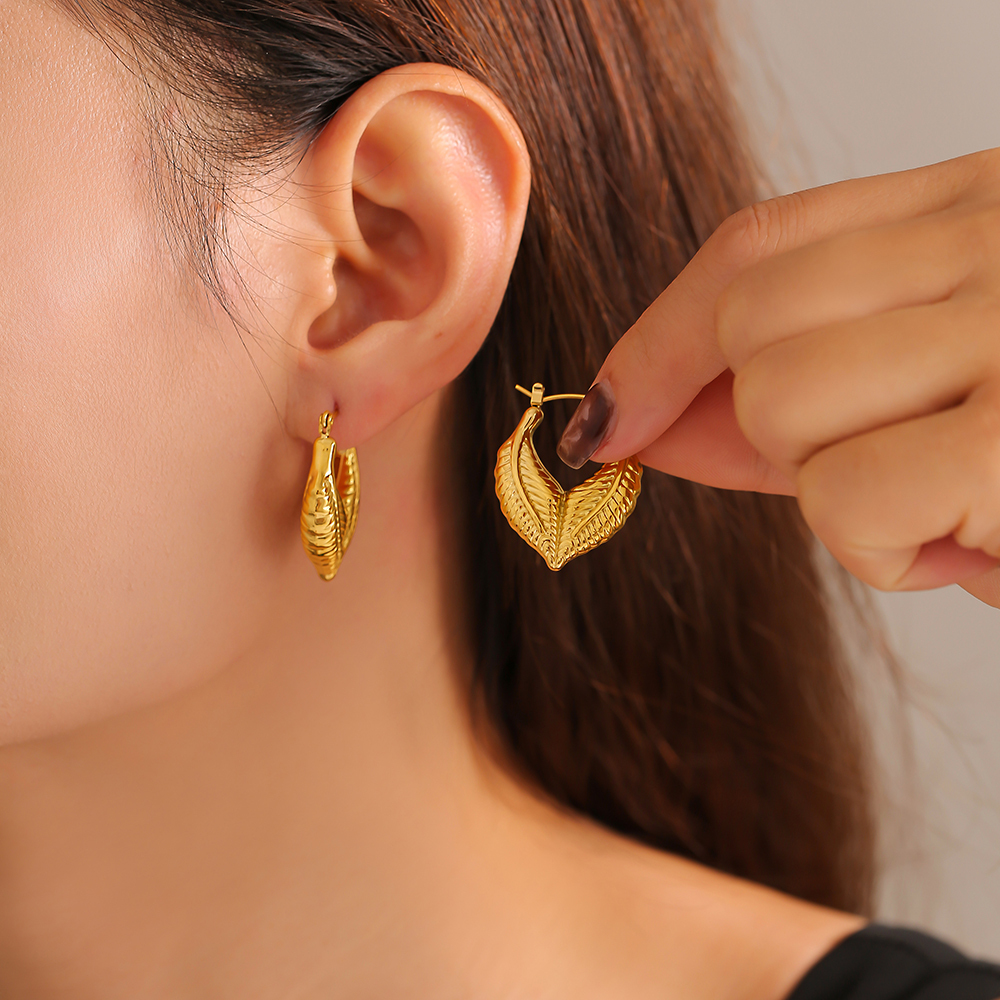 304 Stainless Steel Geometric PVD Coated Real Gold Plated 18K Gold Princess British Style Commute Waterproof Non Tarnish Plating Earrings