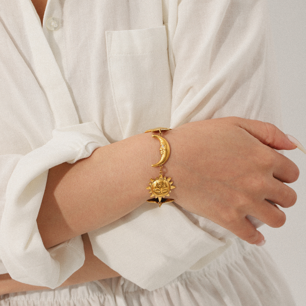 304 Stainless Steel Sun Star Moon PVD Coated 18K Real Gold Plated IG Style Casual Elegant Waterproof Non Tarnish Handmade Chain Lobster Trigger Clasp Closure Gold Bracelets