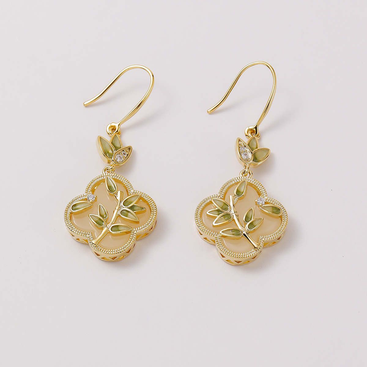 Vintage Style Enamel Geometric Pattern Earrings Niche Retro Design Light Luxury High-end Feel Ear Hooks Elegant Versatile Ear Accessories