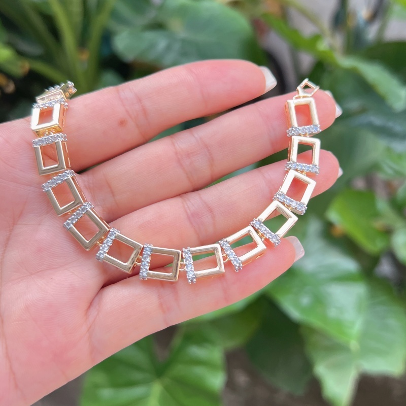 Wholesale Jewelry Sweet Classic Style 8-Shaped Square Heart Shape Copper Zircon Box Chain Bracelets
