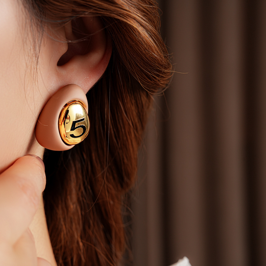 Gold Plated Digital Drop Earrings Vintage Versatile Fashionable Women's Stud Earrings Letter/Text Pattern Waterdrop Design