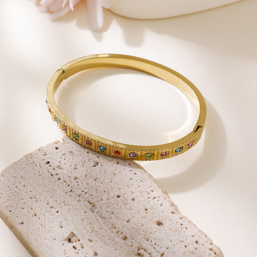 Hot-Selling Titanium Steel Bracelet Square Colorful Diamond Gold-Plated Bracelet For Women 304 Stainless Steel Vacuum Electroplated Zirconia Bracelet Jewelry Non-Fading Accessories