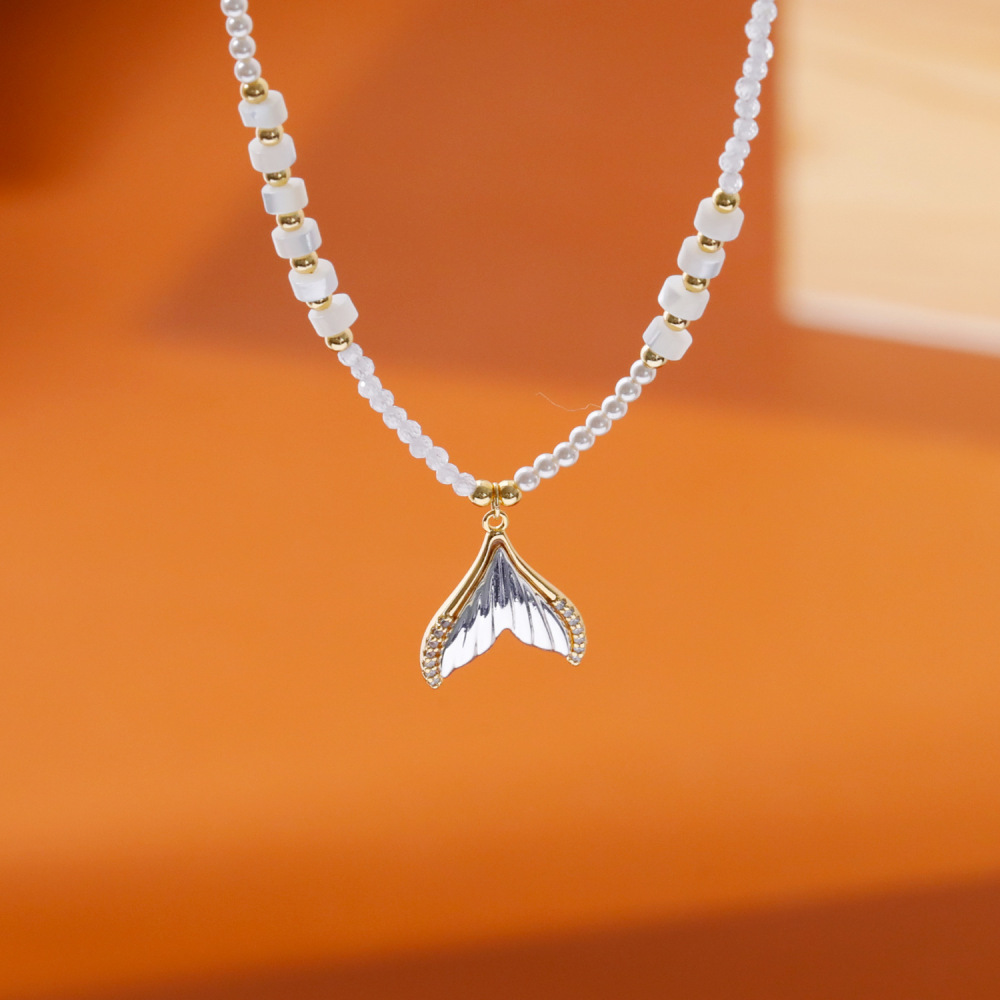 Summer Luxury Abalone Shell Necklace French Fish Tail Pendant Adjustable High-End Elegant Beads Necklace Women Fashion Accessories