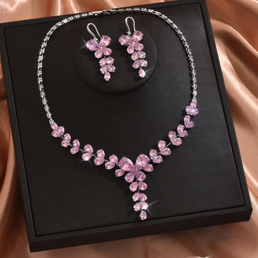 New Ultra-Shiny Zircon Butterfly Tassel Earrings Necklace Set Elegant Fashion Clavicle Chain High-End Wedding Dress Accessories