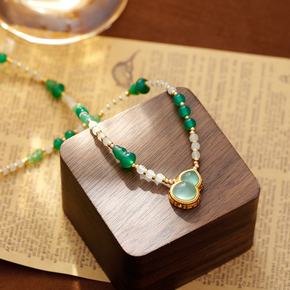 New Chinese Style Jade Agate Gourd Necklace Trendy Court Atmosphere Versatile Accessories Geometric Pattern Handmade Plating Women