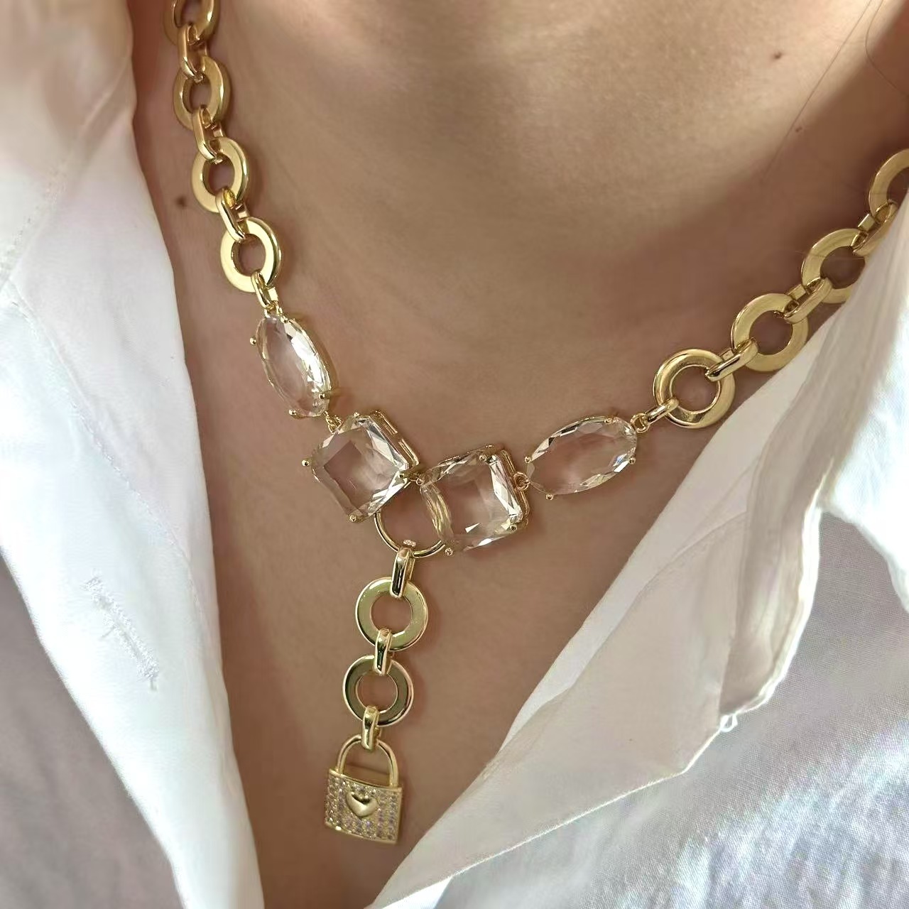 Wholesale Jewelry Elegant Classical Rock Candy Heart Shape Lock Copper Zircon Gold Plated Bracelets Necklace