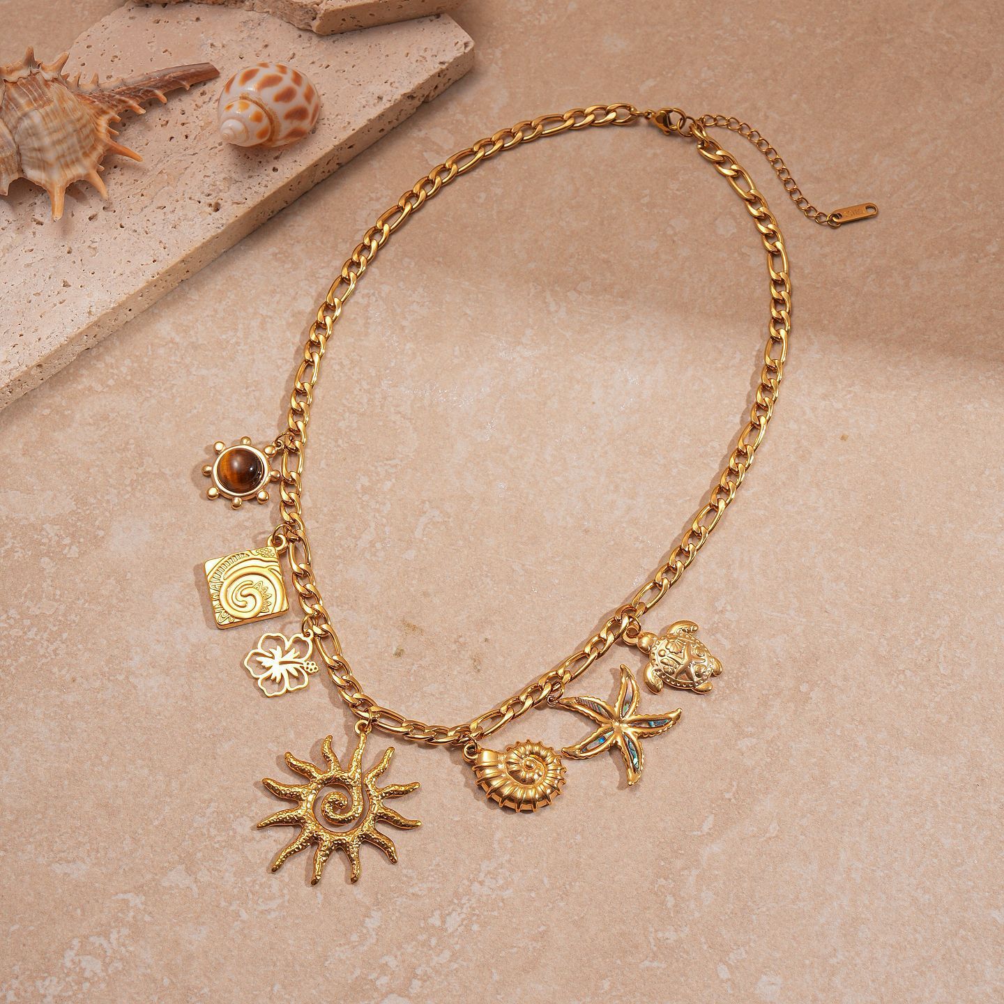 Fashionable Stainless Steel Sun Pendant Necklace Women's Versatile Light Luxury Geometric Pattern Electroplated Jewelry Accessory