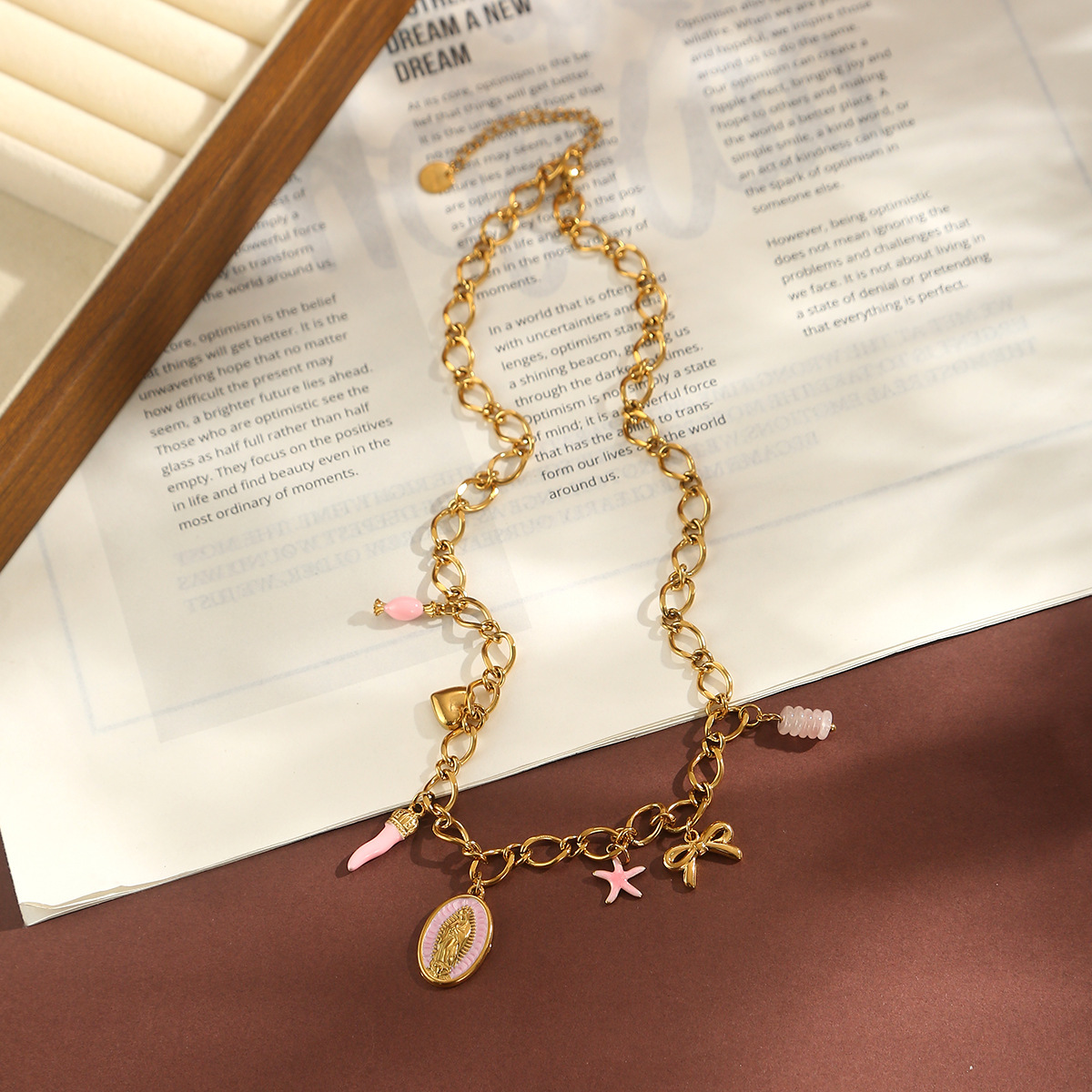 Luxurious 304 Stainless Steel Necklace Set For Women Fashion Jewelry European And American Style Mother Pendant Star And Heart Pattern Vacuum Electroplating Furnace Multi Pendant