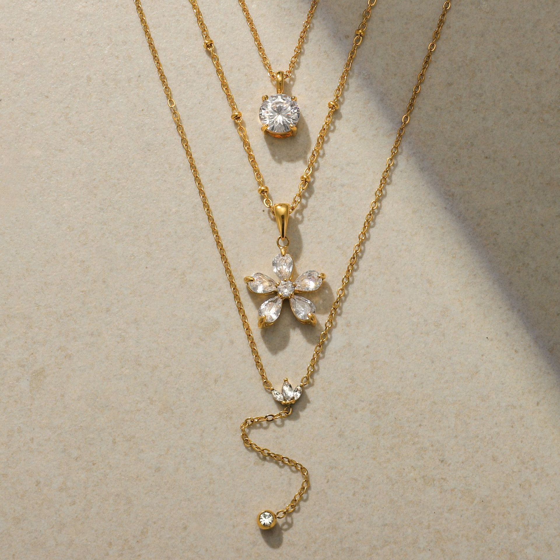 New 18K Zirconia Necklace Women's Stainless Steel Fashion Jewelry Non-fading Geometric Pattern Luxury European Style Pendant Chain