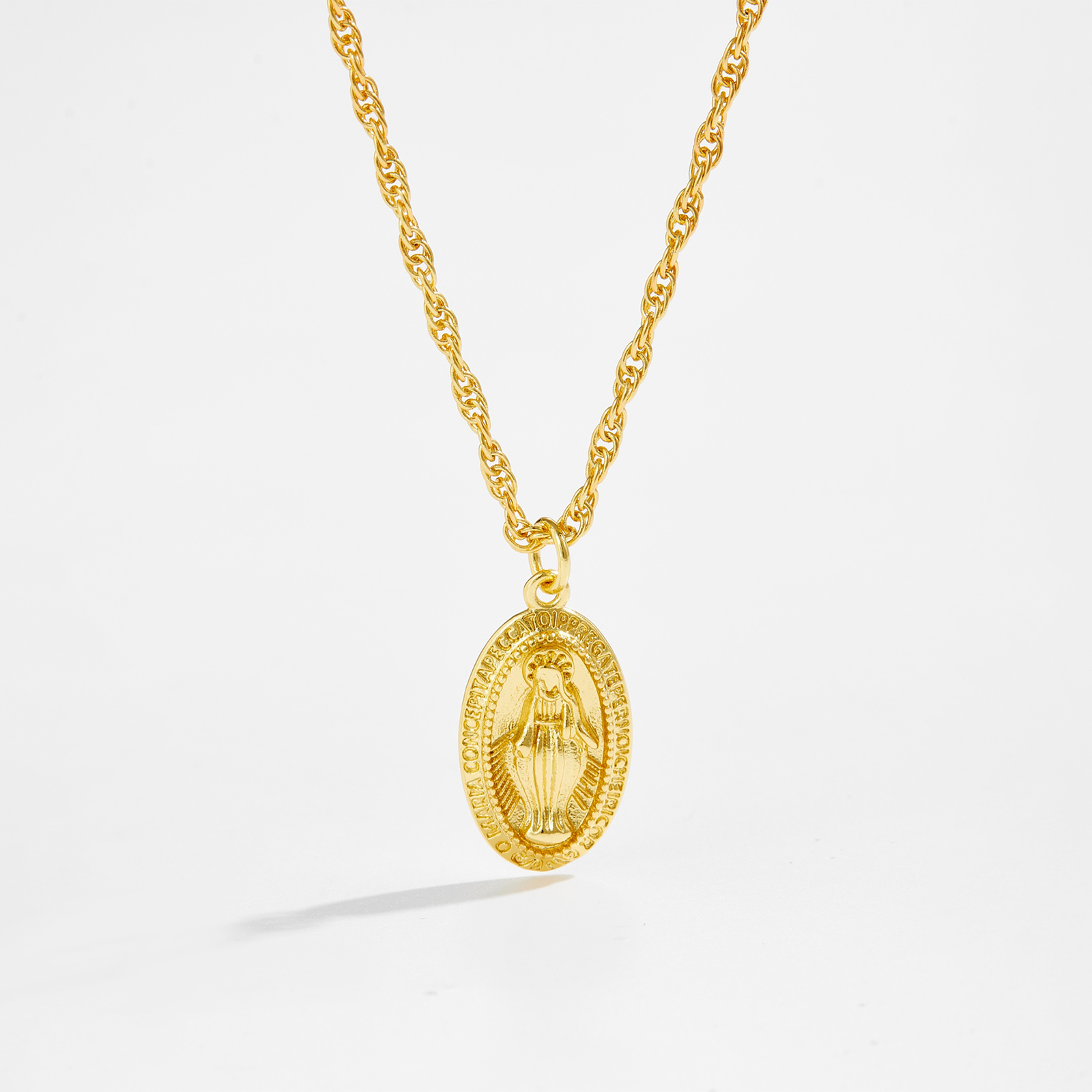 Trendy Versatile Oval Shape Letter Pendant Necklace For Women Classic Style Casual Simple Gold Plated Copper Cable Chain