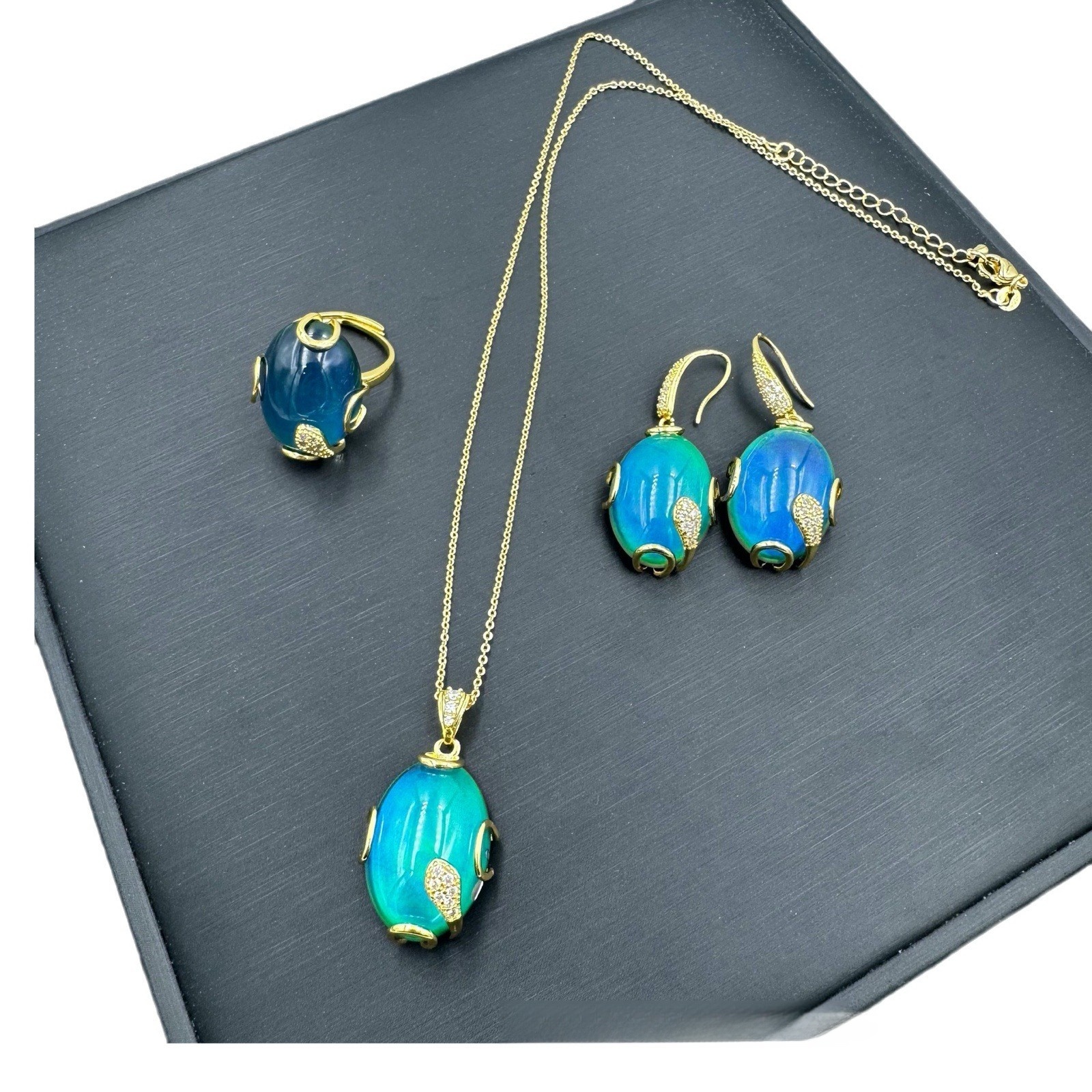 New Fashionable Three-Set Color-Changing Stone Jewelry Elegant Luxury Light Luxury Style Thermal Stone Accessories Leaf Pattern