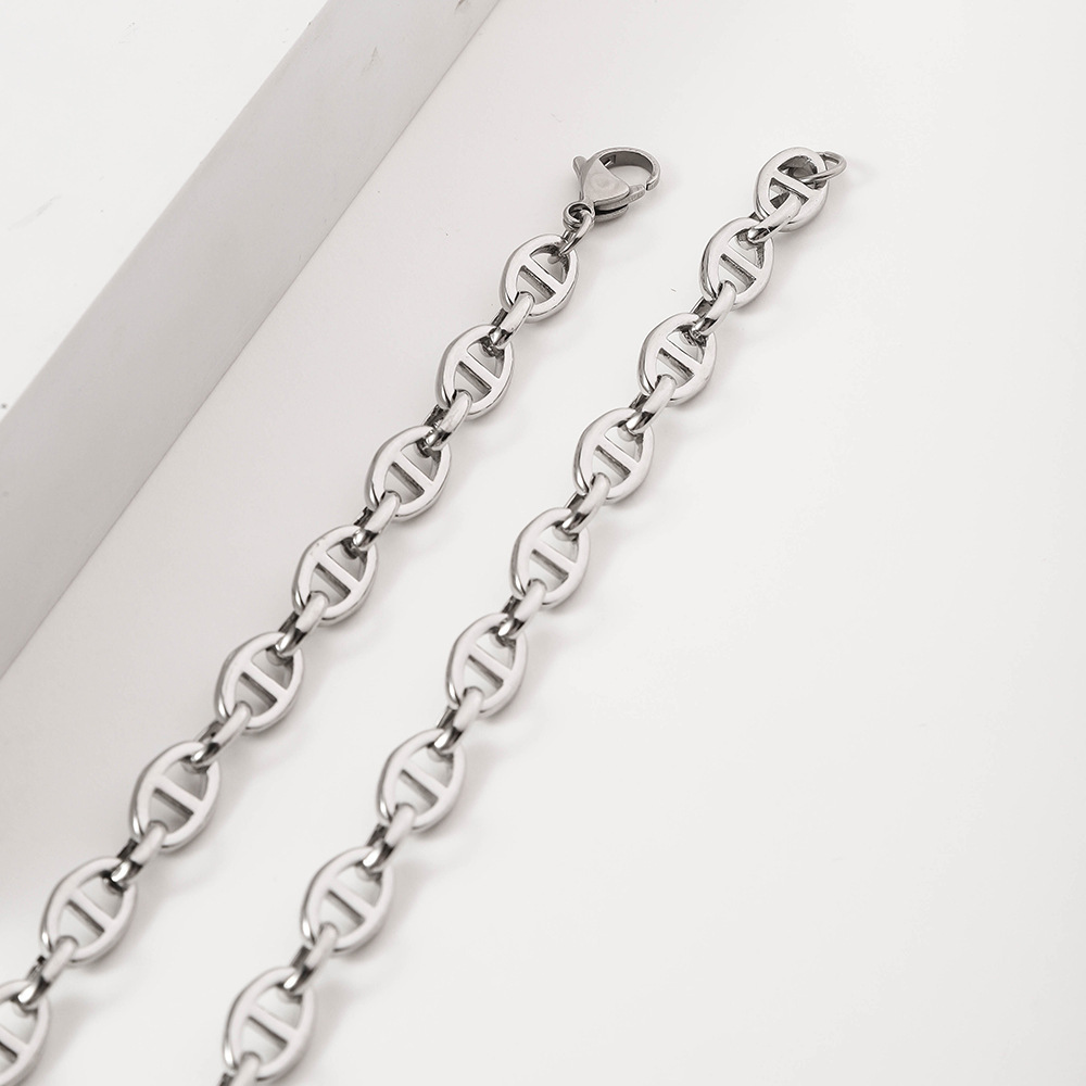 New Stainless Steel Necklace Fashionable Hollow Pig Nose Titanium Steel Bracelet Unisex Polished Craft Animal Zodiac Design