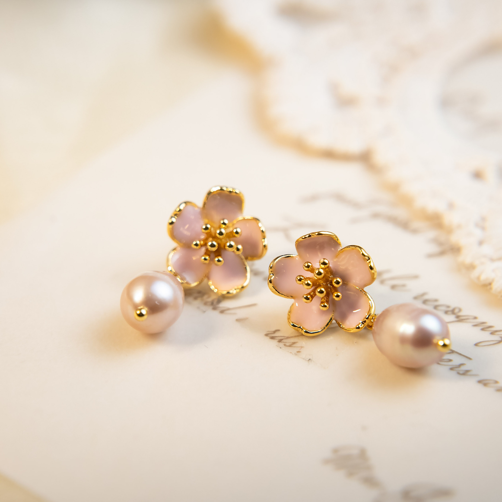 Freshwater Pearl Earrings French Fine Elegant Enamel Earrings S925 Silver Needle Niche High-end Earrings For Women