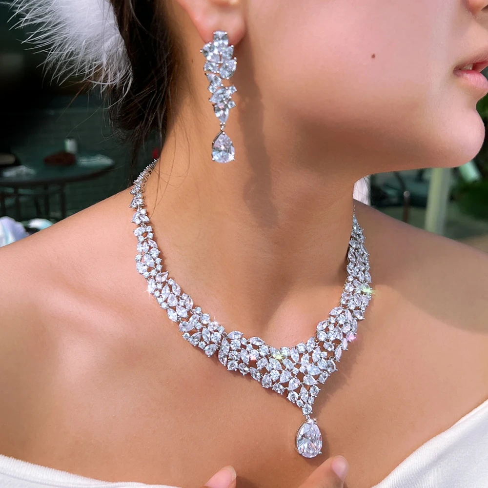 Copper Style White Gold Cubic Zirconia Necklace Earrings Two-Piece Set Shiny Water Drop Shaped Jewelry Set Suitable For Female Bride Party Banquet Wedding Wear