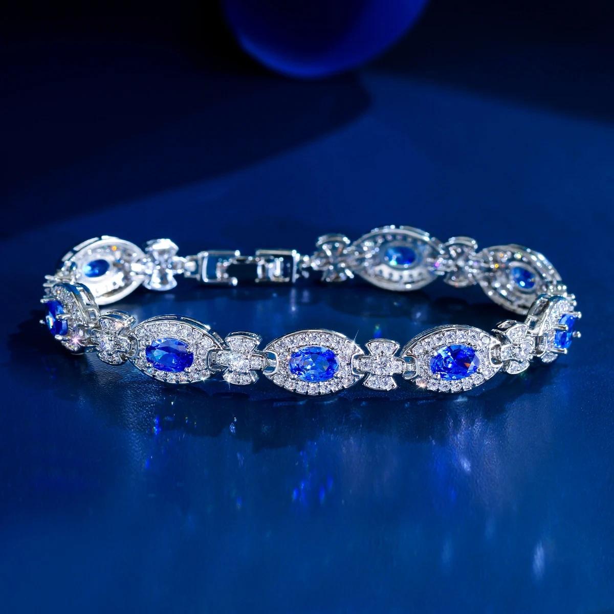 Delicate Shiny White Cubic Zircon Inlaid Tennis Bracelets For Women High Quality Party Accessories Jewelry Gift