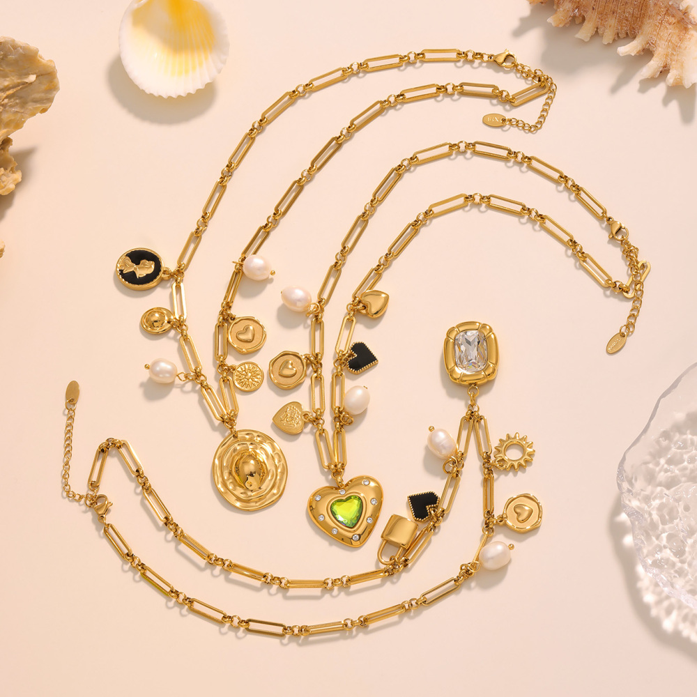 Handmade Stainless Steel Zirconia Heart Pearl Necklace 18K Gold Plated Multi-Accessories Geometric Pattern Jewelry For Women