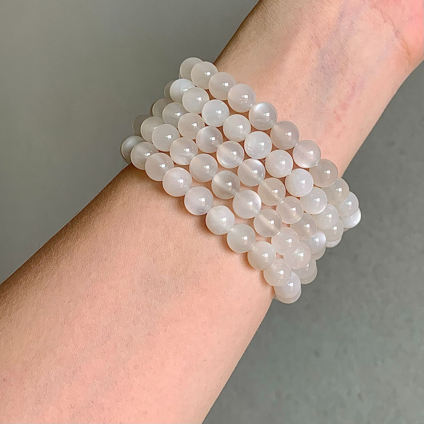Natural White Moonstone Bracelet Strong Cat's Eye Body Transparent Crystal Gem Classic Round Bead Geometric Pattern Polished