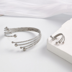 A Bracelet 65mm Ring 17mm