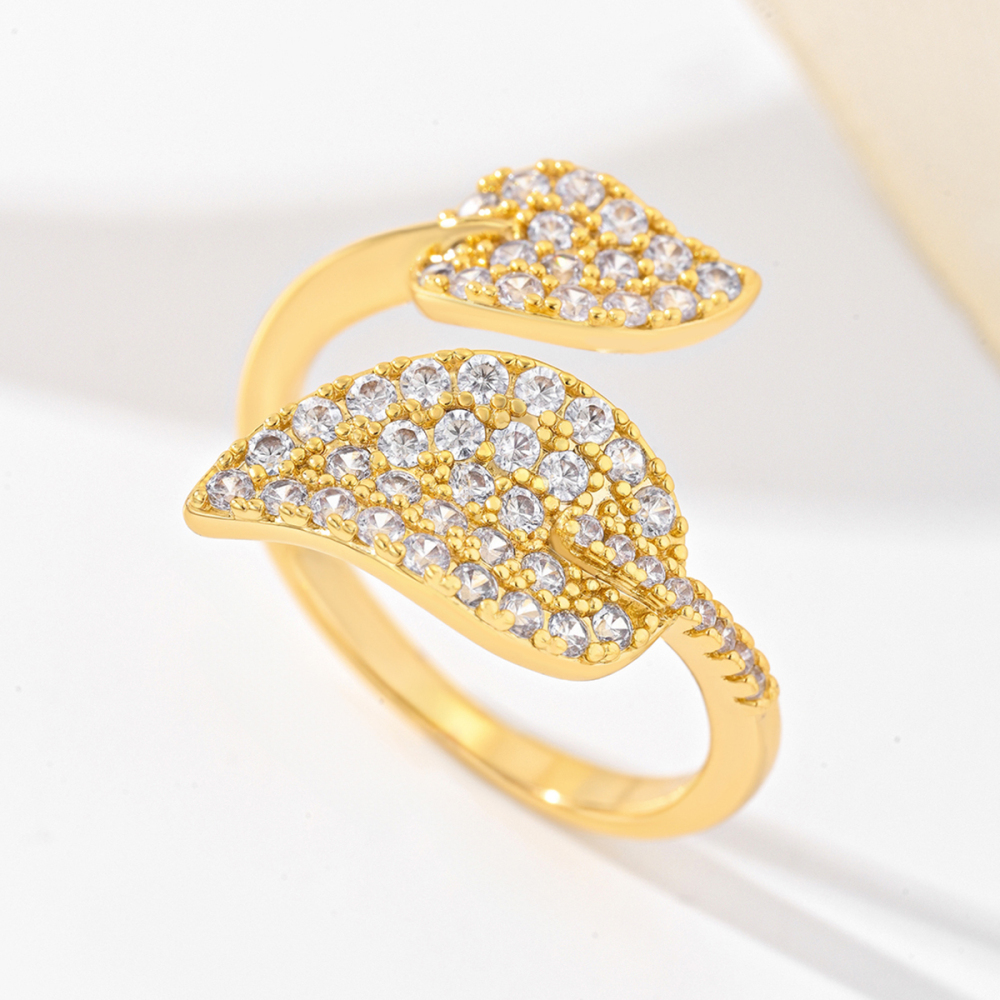 1 Piece Copper Inlaid Zircon Material Exquisite Light Luxury Personality Women's Leaf Ring Party Jewelry Accessories
