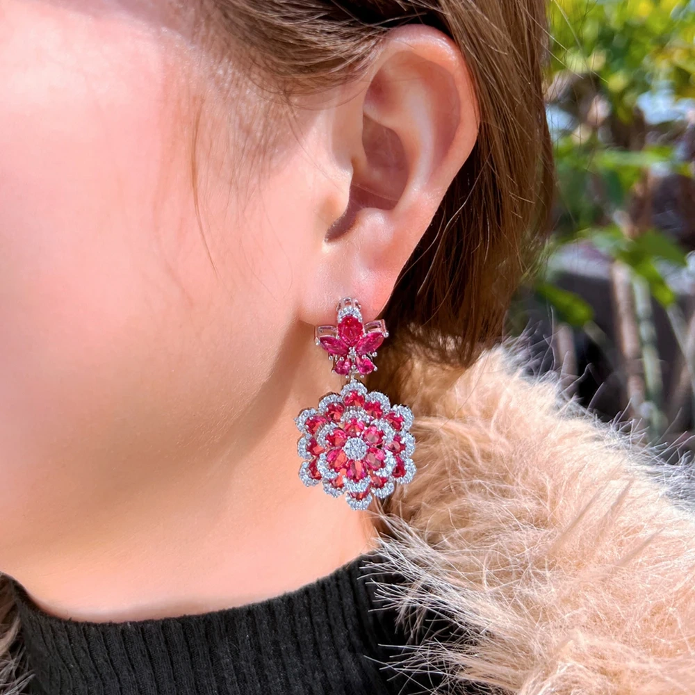 1 Pair Of Copper Double-Layer Floral Earrings, Three-Dimensional Red Zircon Earrings, Fashionable And Elegant, Suitable For Women To Wear On Dates And Weddings