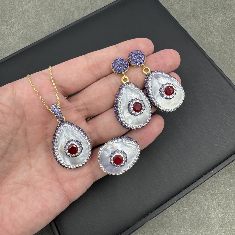 Natural Freshwater Pearl Shell Embedded Jade Three-piece Set Czech Diamond Luxury Style High-end Feelings Jewelry Accessories