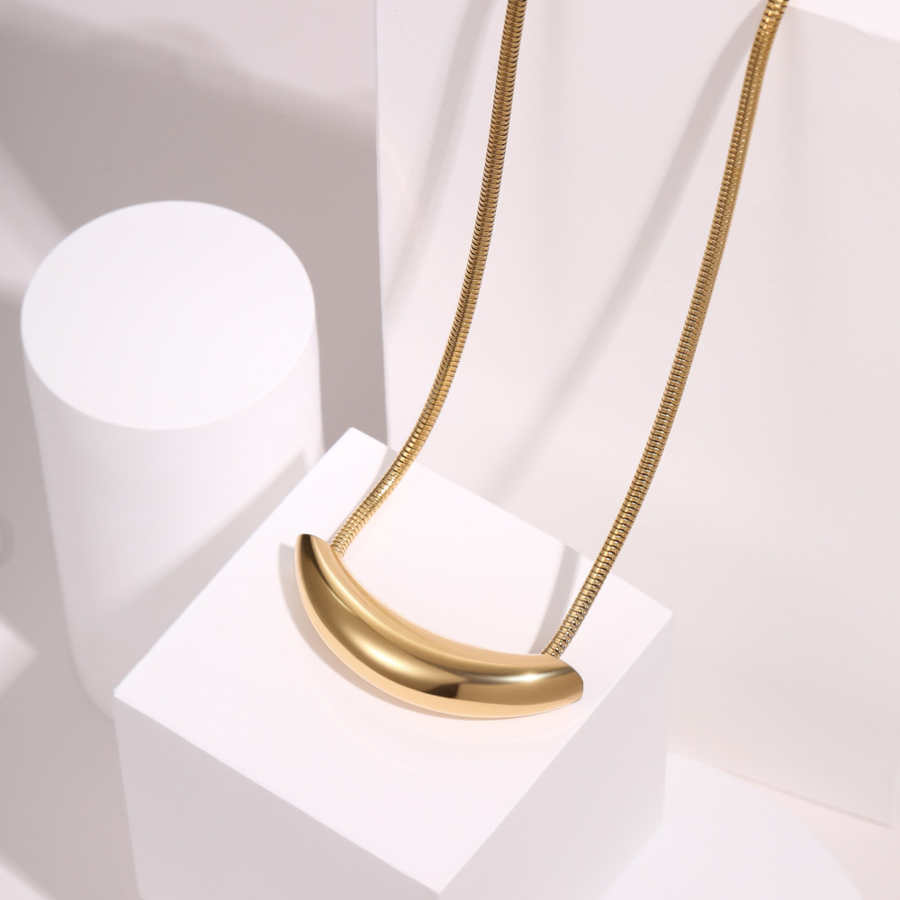 Fashionable Exaggerated Star Geometric Pendant Stainless Steel Necklace Plated 18K Real Gold Round Snake Chain Luxury Jewelry