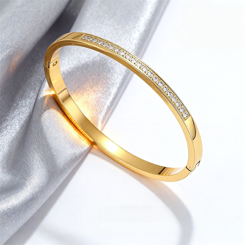 High Quality Metallic Feel Plated 18K Real Gold Geometric Universal Electroplated Zircon 304 Stainless Steel Bracelet