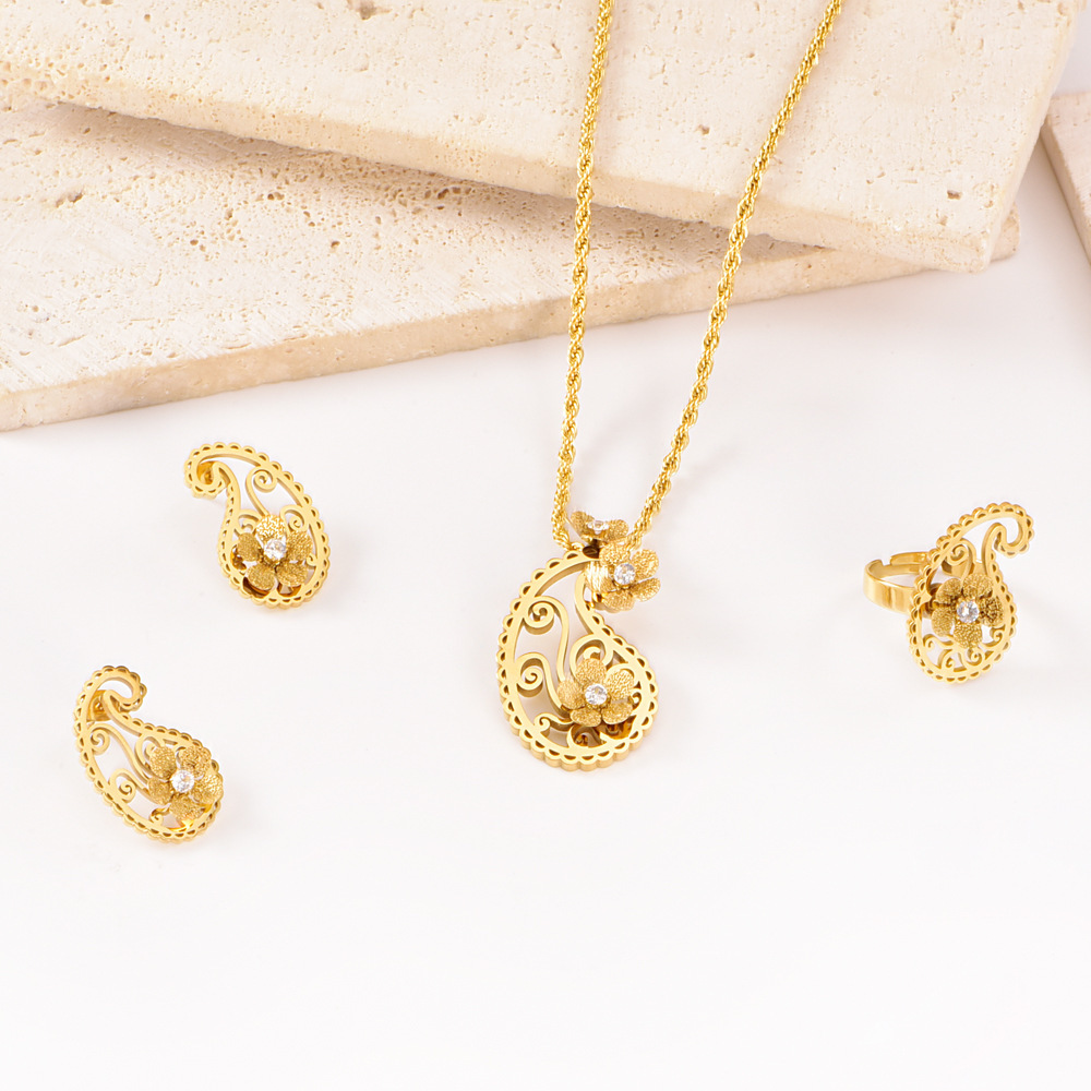 Three-piece Set Five-leaf Flower Stick Diamond Pearl Necklace Sense Ladies Stainless Steel Ring Accessories