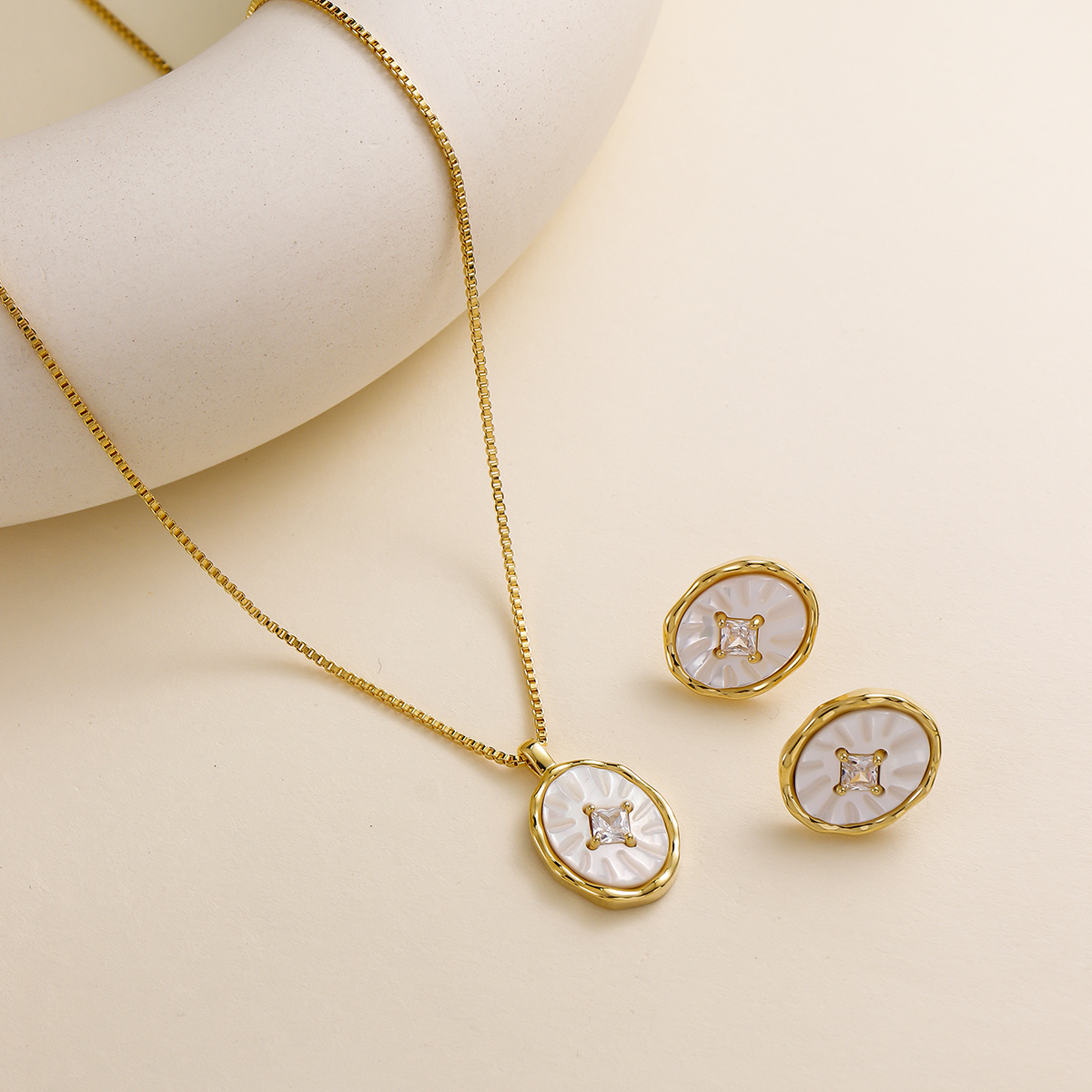 Wholesale Jewelry Classic Style Round Copper Snake Chain Earrings Necklace