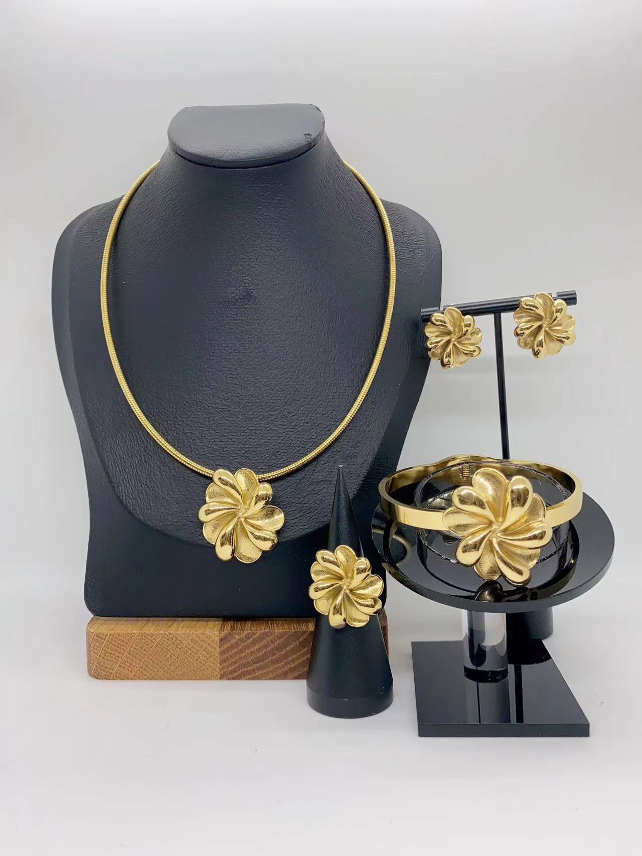 European And American Fashion Trend Ins Style Exaggerated 304 Stainless Steel Multi-Petal Flower Necklace Earrings Ring Bracelet Set