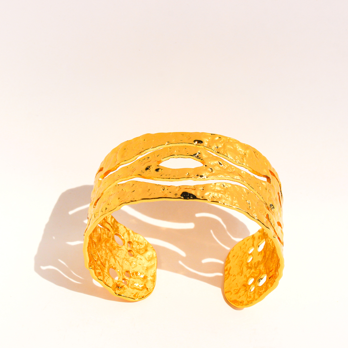 Retro Classic Style Semicircle Brass 24K Gold Plated Bangle In Bulk