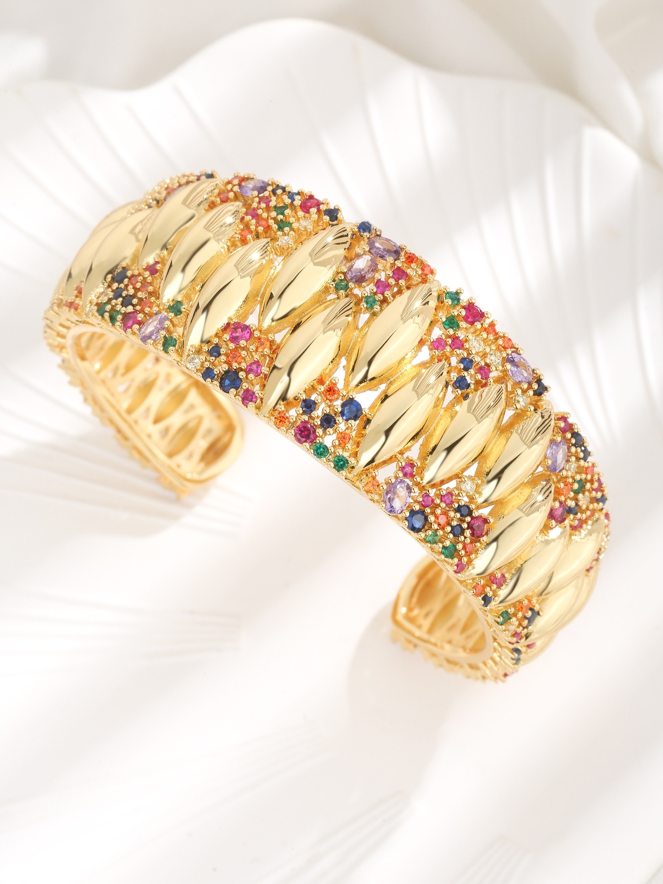High-quality Fashion Oval Cubic Zirconia Copper Plated 18K Diamond Inlaid Bracelet For Women Daily Wear Elegant Fashion Gift