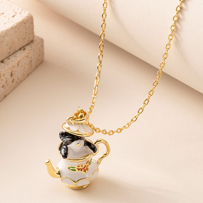 Fashion Cartoon Teapot Copper Pendant Necklace For Women Lightweight Luxurious Enamel Chain Fine Collarbone Chain Jewelry Accessories
